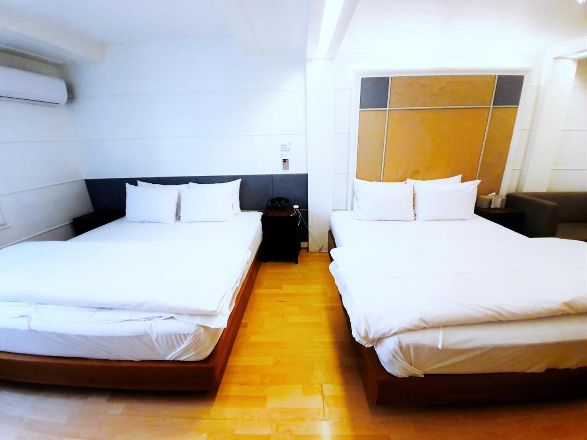 Uneed Hotel Daegu Bagian luar foto